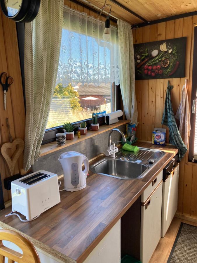 Tiny House Anneliese Hunde Okay Villa Oberbettingen Exteriör bild